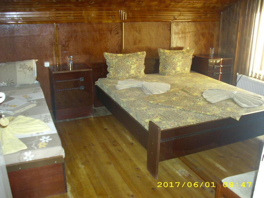 Villa รีบาริตซา ภายนอก รูปภาพ